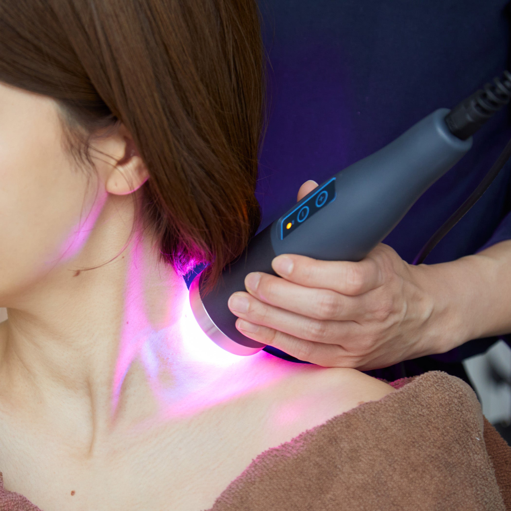 顔から全身まで使えるかんたん光エステビューティライト！！ 楽天市場】【ブラックフライデー限定 55000→27500円】【美ルル ヒカリ