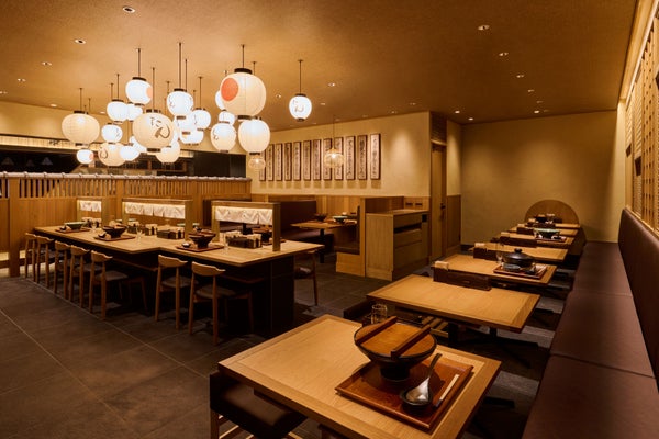 店内客席