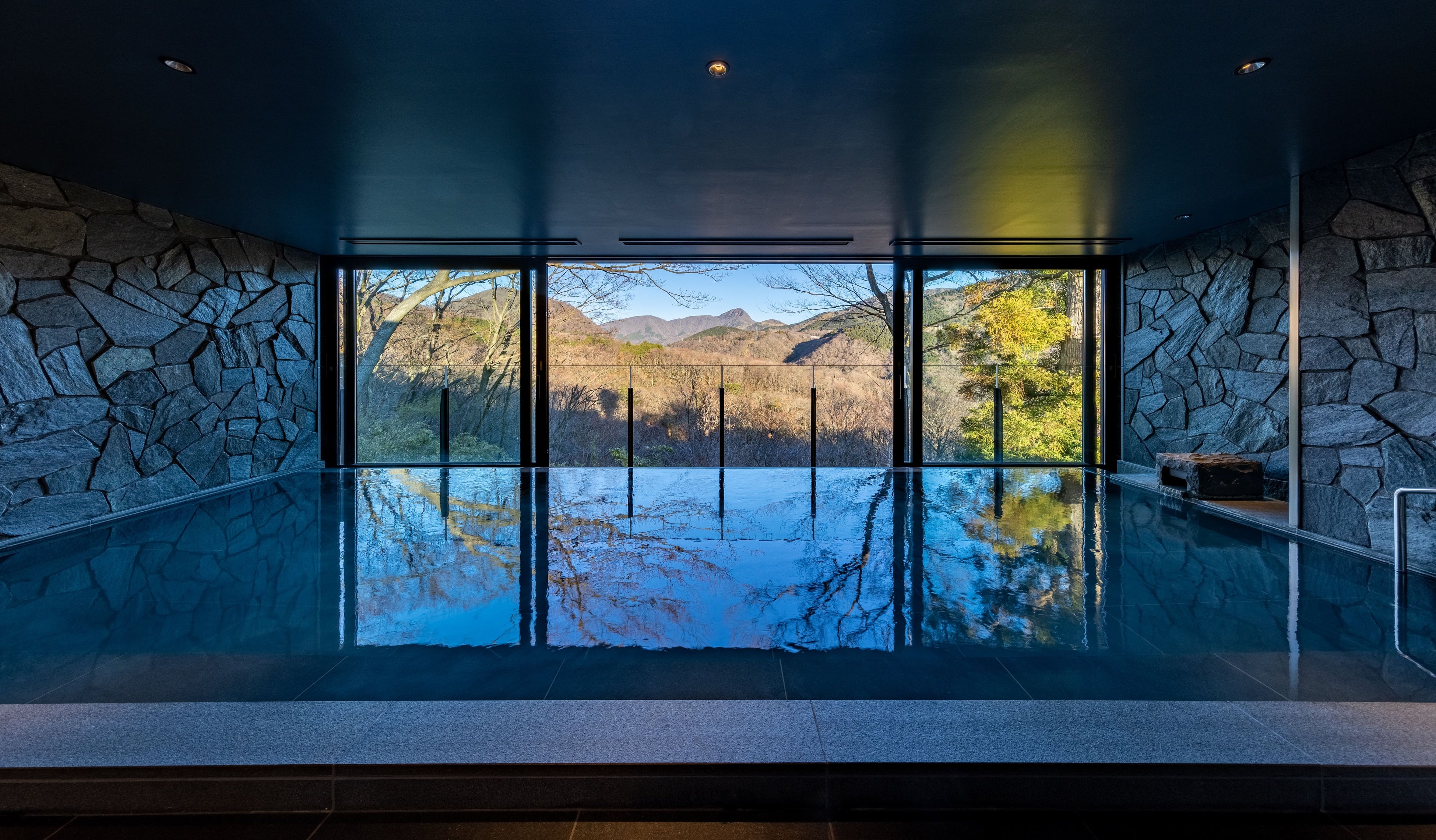 ふふ 箱根 大浴場