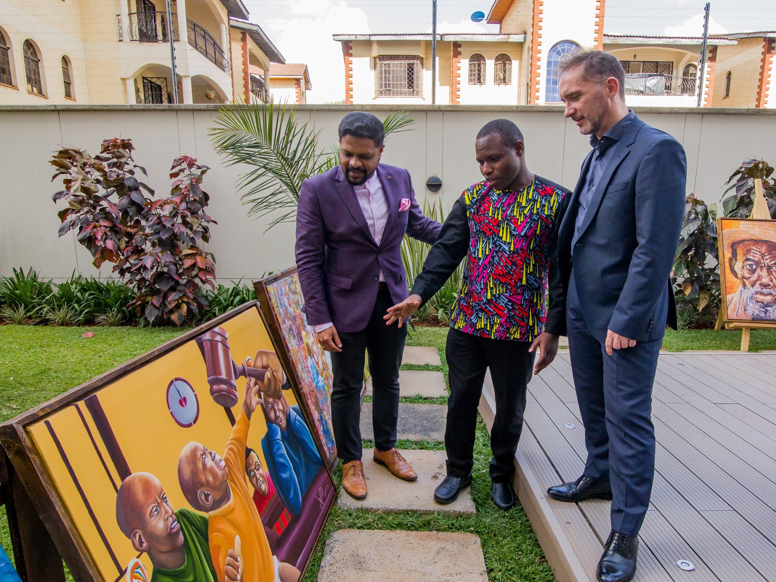 サマセットウエストビューナイロビでのローカルアートの取り組み