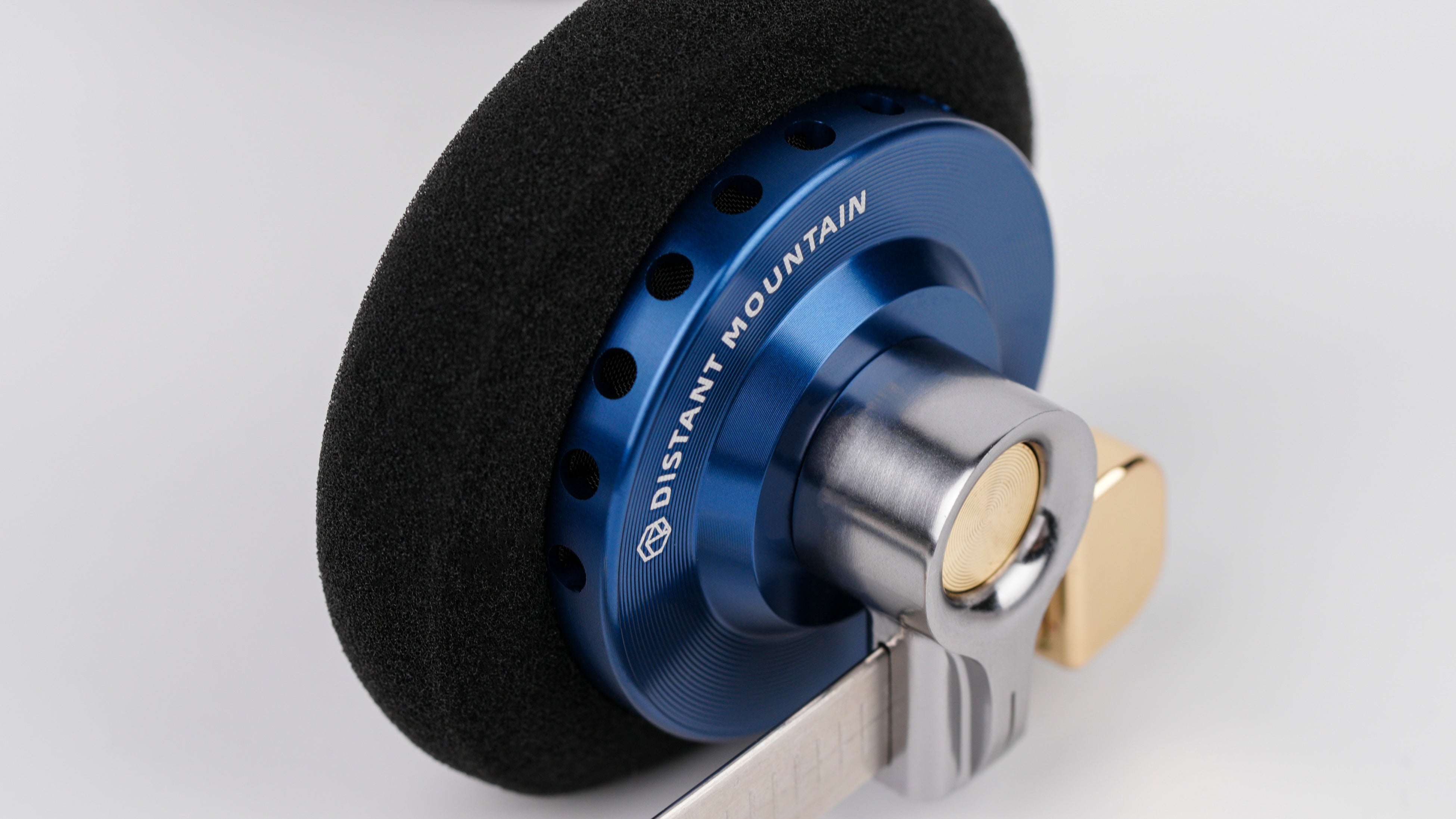 ROSE] ブランド設立10周年を記念し、80'sレトロスタイル有線ヘッドホン