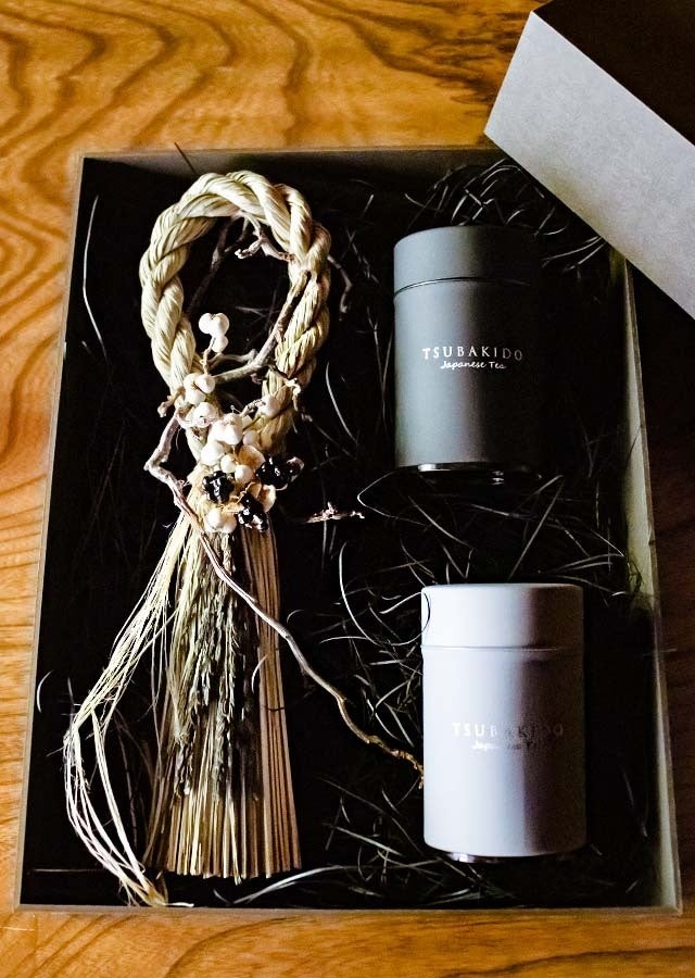 hako 季の箱  fuku 一年の初め「玄」セットイメージ