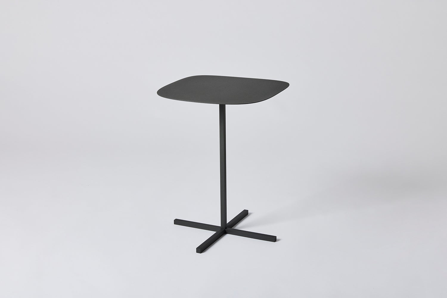 SOLID STEEL TABLE Dark Grey