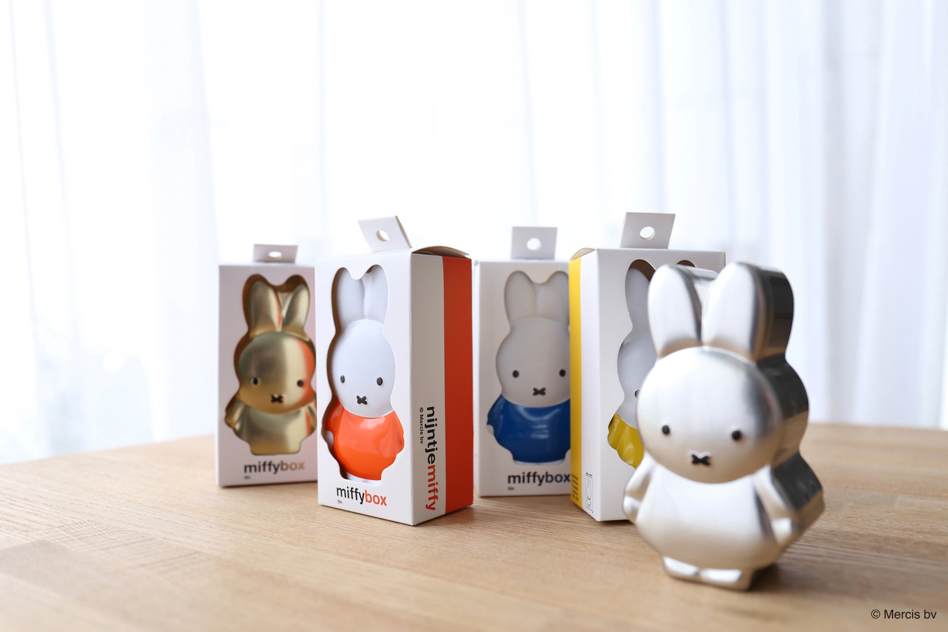 ミッフィーのブリキ缶「miffy box」が、オランダ発売!新商品の魅力と使い道を紹介 ミッフィーのブリキ缶「miffy box」が、オランダ発売!新商品の魅力と使い道を紹介