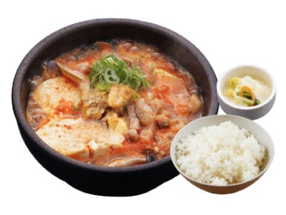 牛すじ肉スン豆腐定食