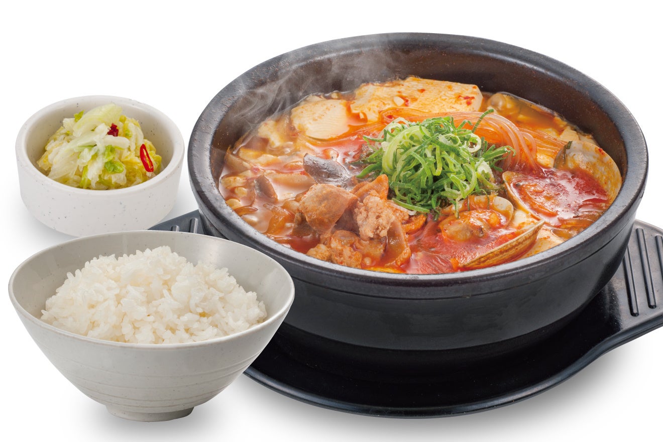 ホルモンスン豆腐定食 ￥850(税込)