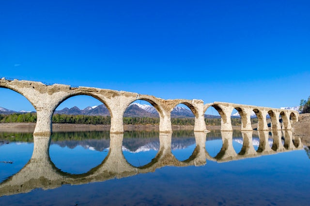 タウシュベツ川橋梁　提供：ピクスタ