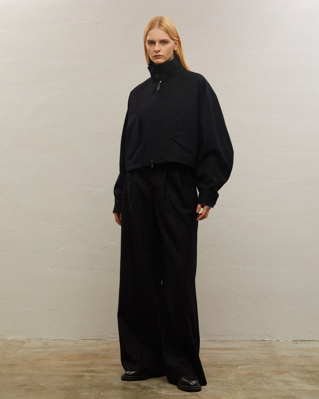 【出品取り止めます 最終価格】★新品 タグ付き★ザ・リラクス 出品取り止めます 最終価格】☆新品 タグ付き☆ザ・リラクス