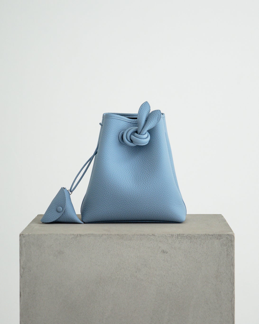 VASIC for TOMORROWLAND】別注「BONDコレクション」が登場 ― 10月29日