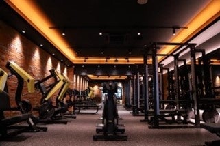 東三国店ジムエリア