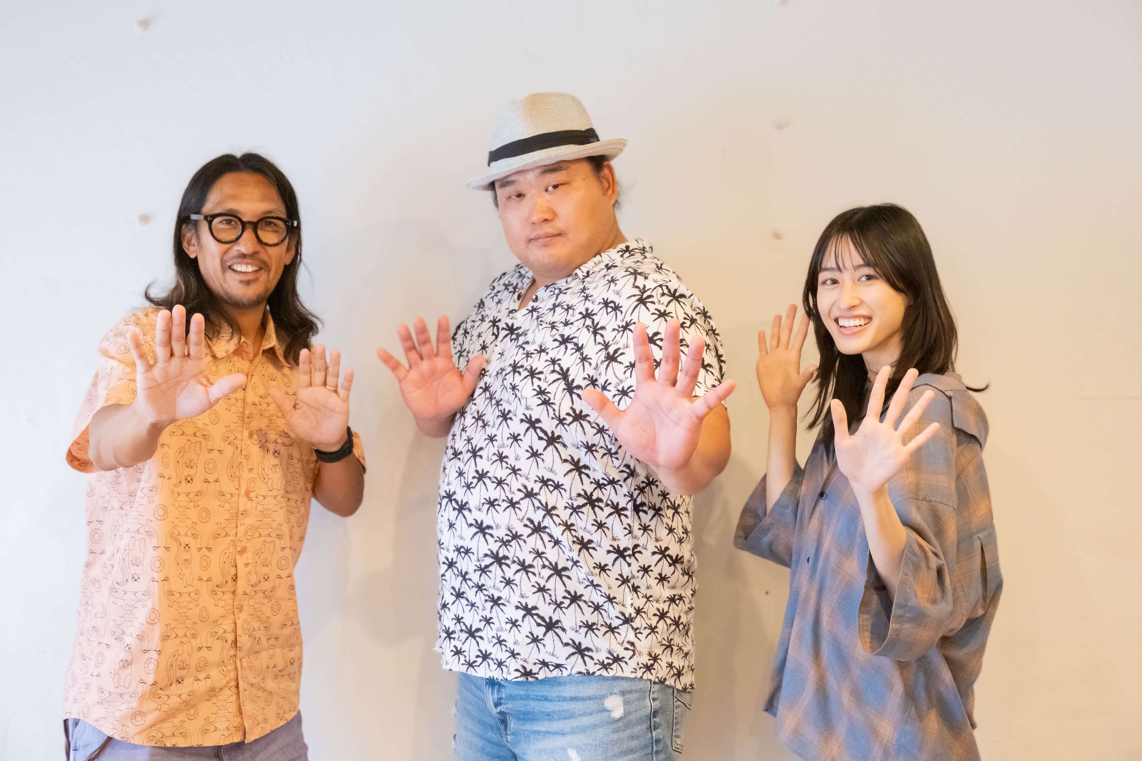 左：二村康太、中央：澤田賢澄さん、右：加納エミリ