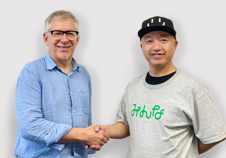 左：Good On You CEO Gordon Renouf氏、右：UPDATER 代表取締役 大石 英司