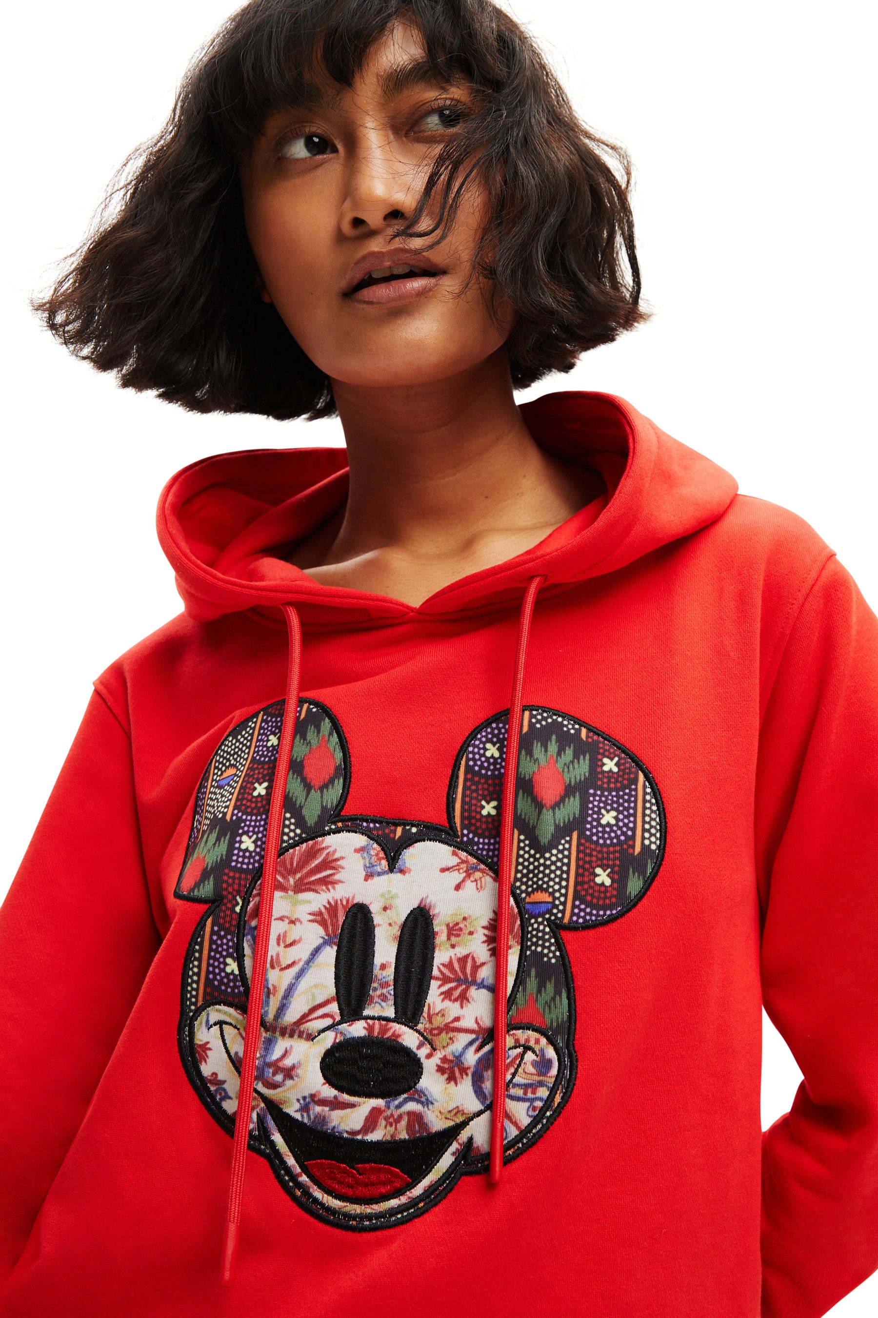 Sweat shirt  ¥17,900 (税込)  ©︎Disney