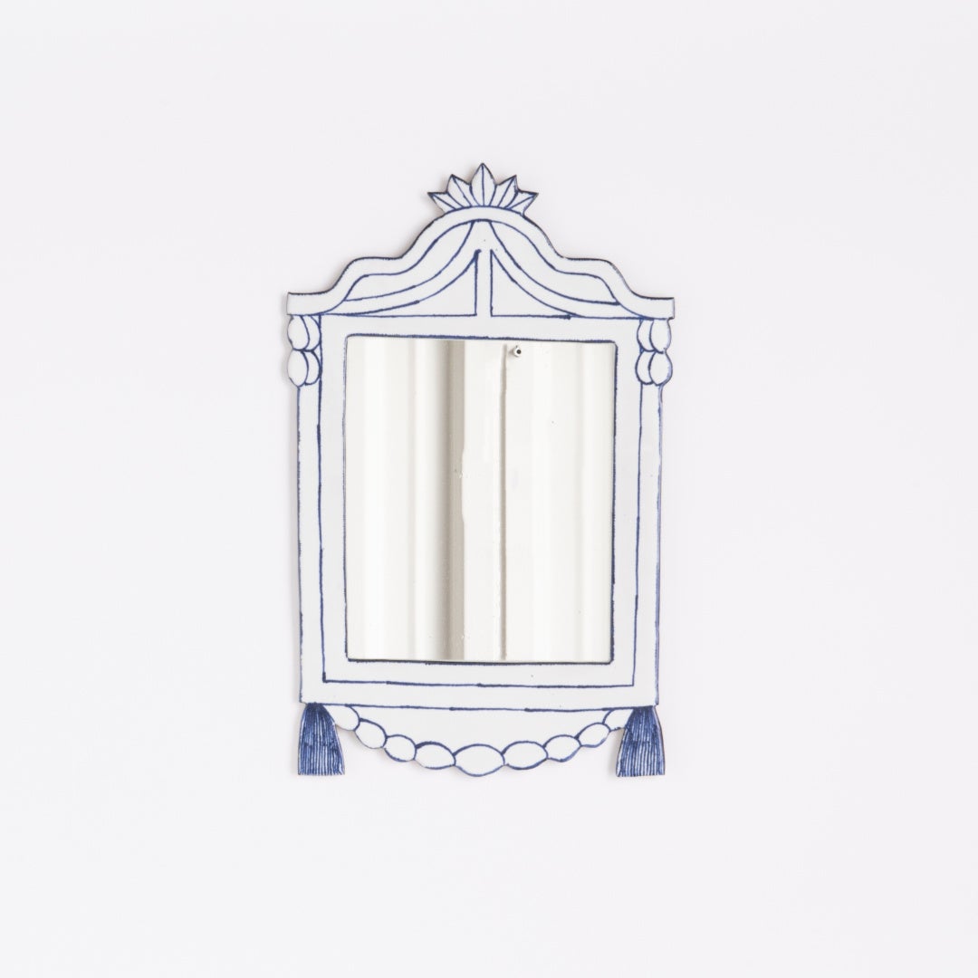 豪華に見える鏡1番／28x 44x 1.1cm