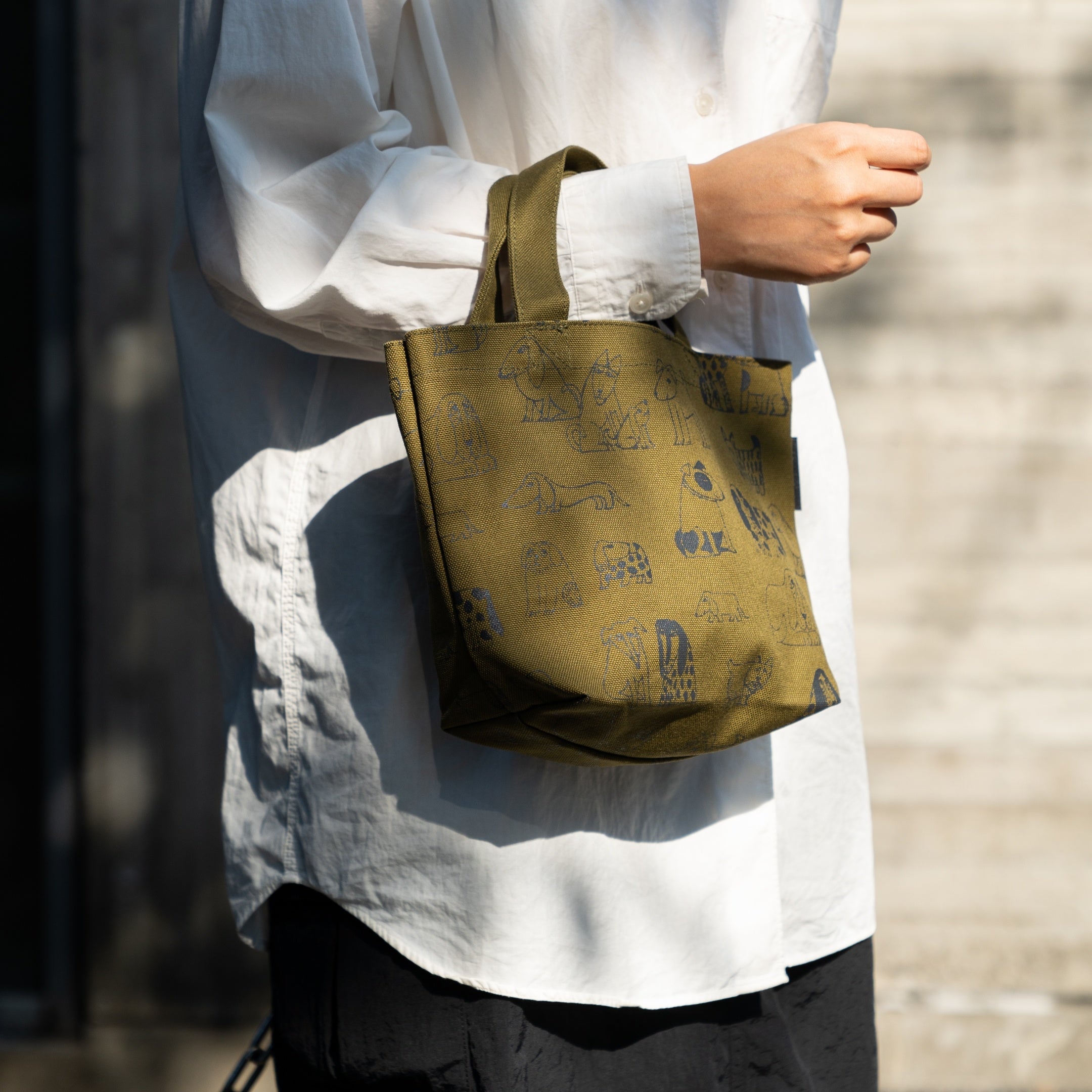 トートバッグS（スケッチいぬたち）￥3,190