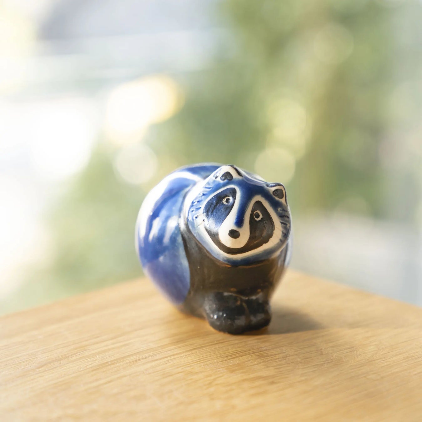 リサ・ラーソンの信楽ブルー「しんじるたぬき」展示会開催!2024年3月1日から予約受付開始 リサ・ラーソンの信楽ブルー「しんじるたぬき」展示会開催!2024年3月1日から予約受付開始