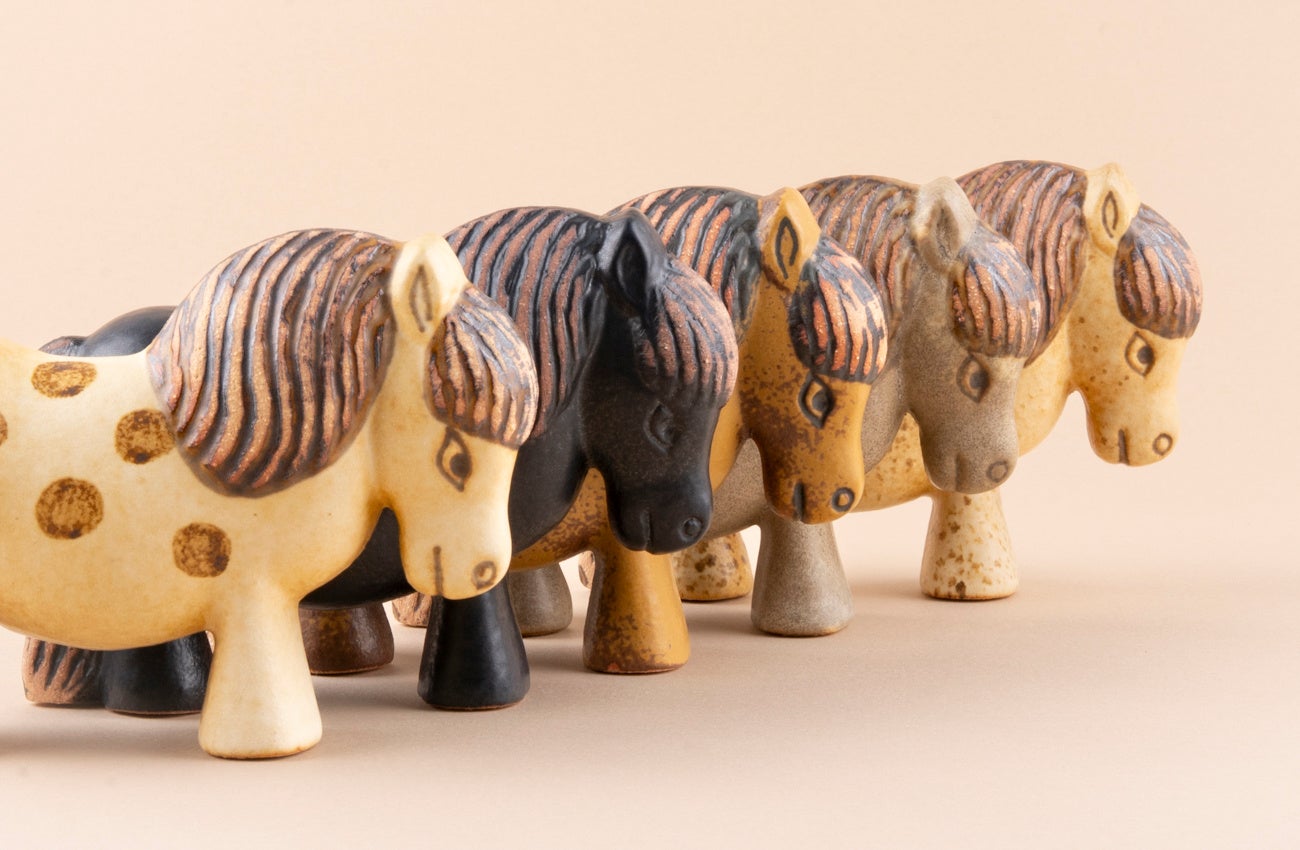 500個限定】リサ・ラーソンの特別なポニーの陶器。トンカチストア限定