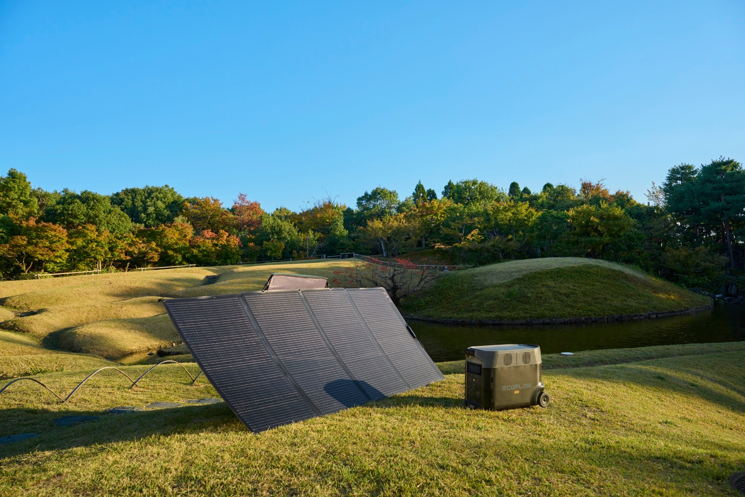 EcoFlow 400WソーラーパネルでDELTA Proを充電中の様子