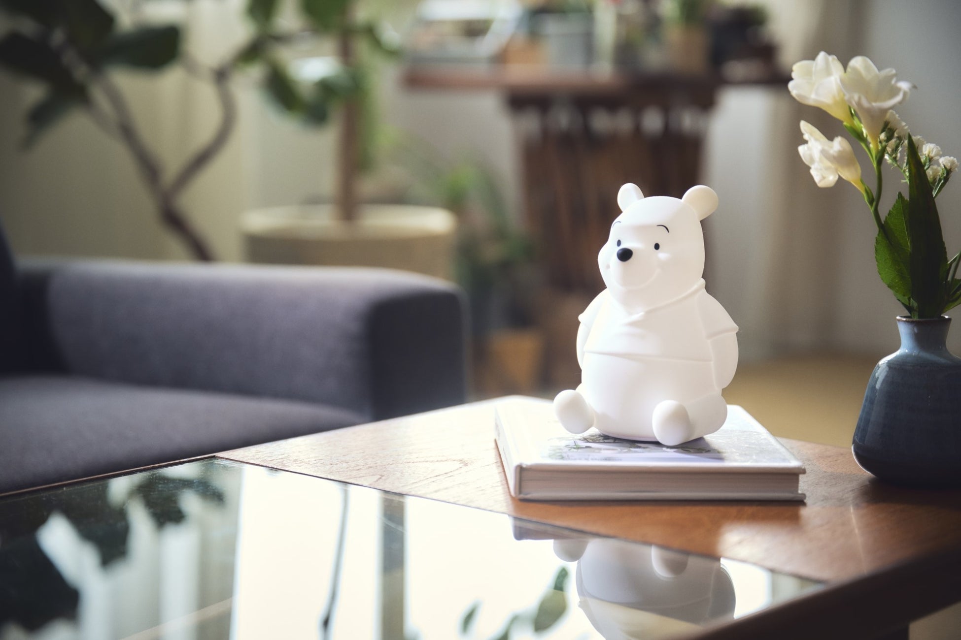 累計70万部突破 お部屋ライトシリーズから初のディズニーキャラクター くまのプーさんが登場 株式会社 宝島社のプレスリリース 累計70万部突破 お部屋ライトシリーズから初のディズニーキャラクター くまのプーさんが登場 株式会社 宝島社のプレスリリース