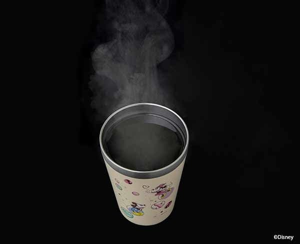 『Disney CUP COFFEE TUMBLER BOOK produced by サーティワン アイスクリーム SHARE THE JOY with MICKEY & MINNIE』。ほかのタンブラーと2個セット2,299円（税込）で販売