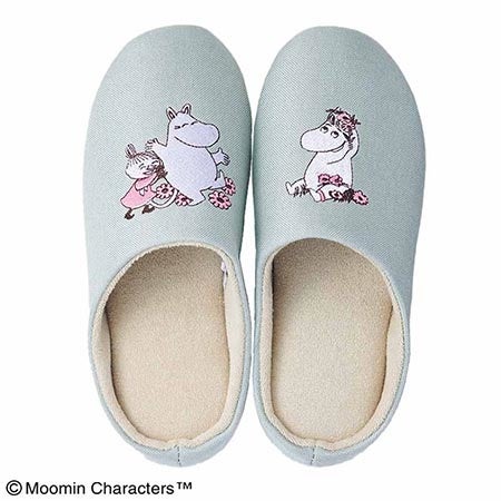 ムーミン 洗えるルームスリッパつき『SPRiNG』2021年9月号InRed特別号（1,180円［税込］）