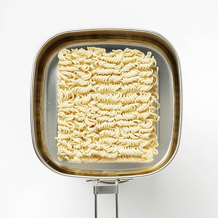 長いままの麺が味わえる！