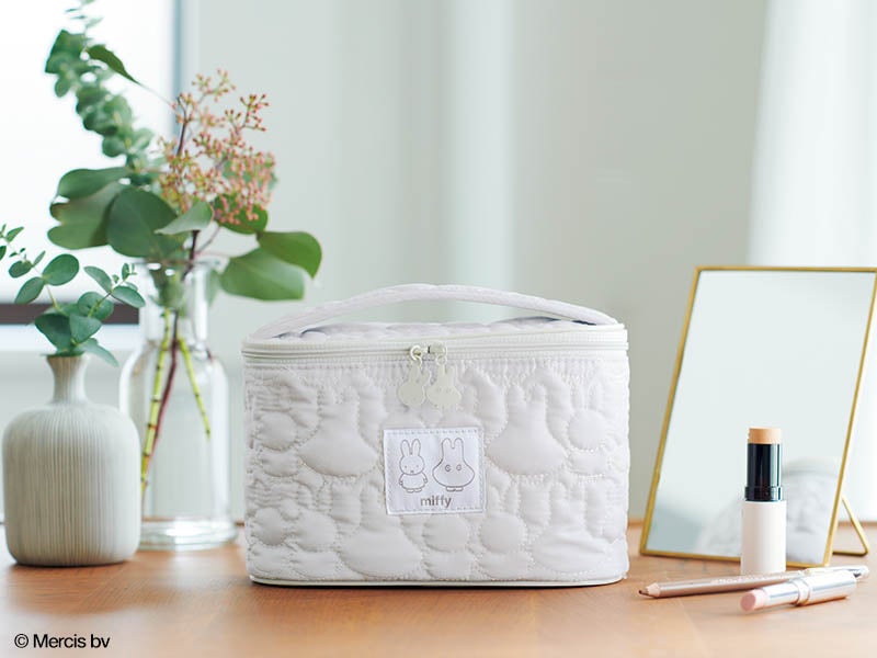 ミッフィー シルエット柄キルティングがかわいいバニティポーチ／『リンネル』2023年2月号増刊（税込み1200円）付録