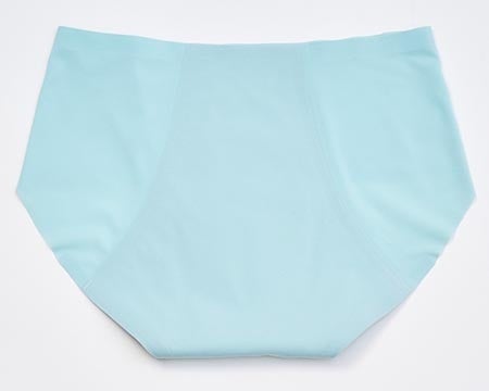 バックスタイルもスッキリ