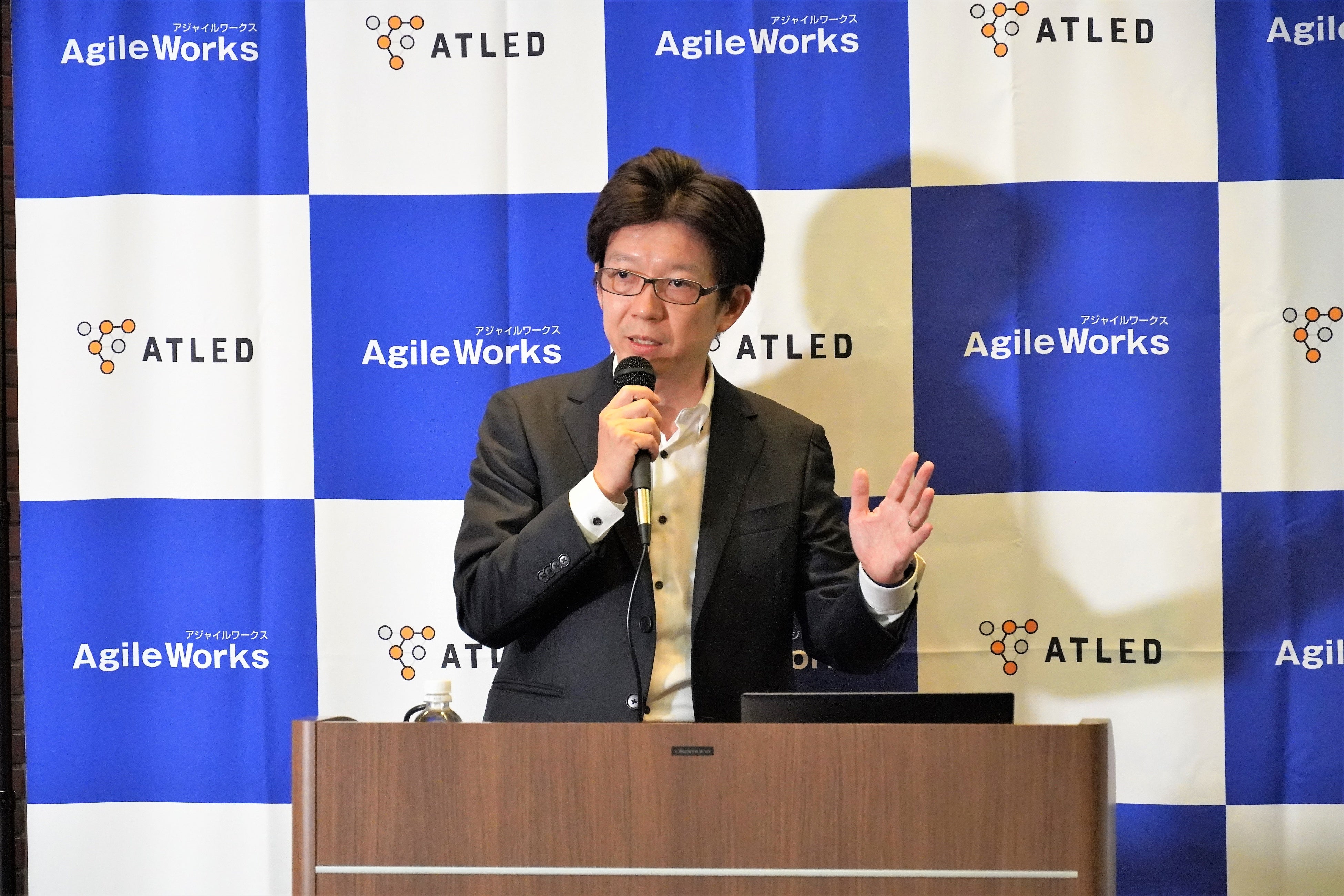 ＜佐藤登壇の様子＞