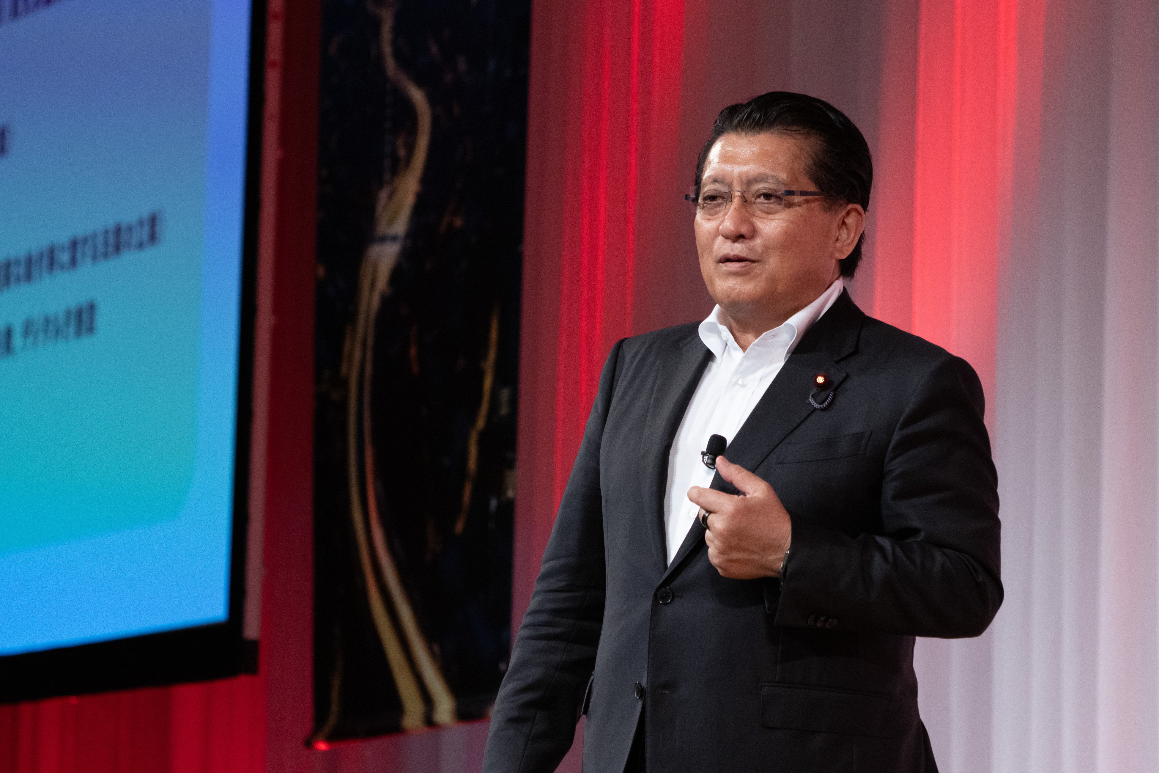 （衆議院議員　平井卓也氏）