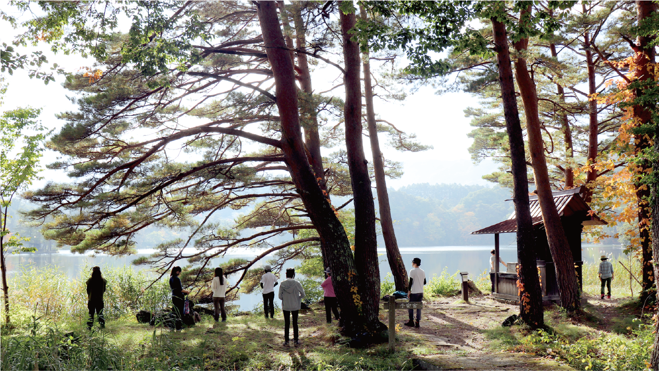 松原湖畔を歩くセラピーウォーク（小海町）