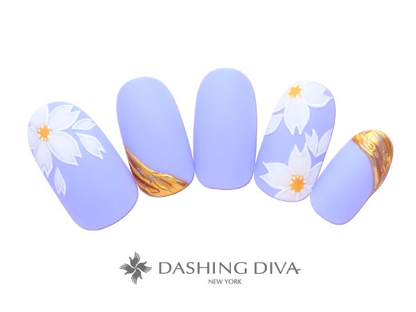 青空に咲き誇る桜はマットコートと部分ミラーでオシャレに