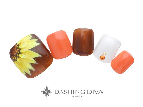 夏満開！シアーなコーヒーカラーに咲く向日葵アート