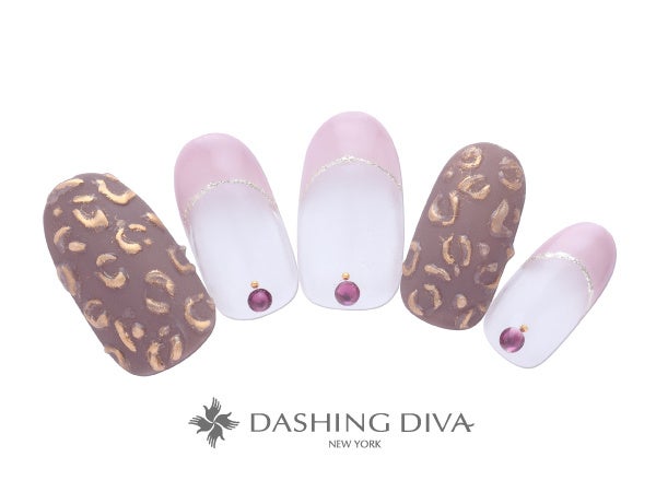 ぷっくり立体レオパードはマット仕上げで大人っぽく