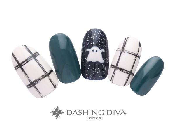 キュートなオバケとおしゃれチェックで癒しをプラス