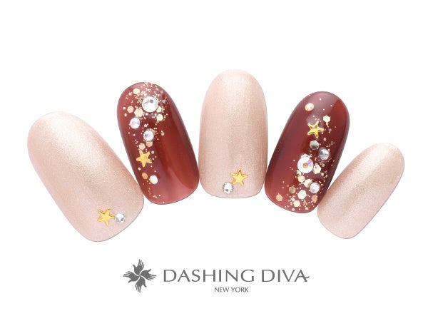 いつもより少しだけ華やかに。ラメストーンのホリデー仕様