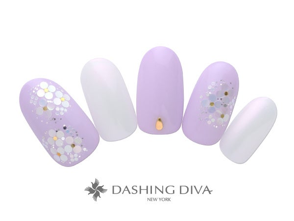 淡いパープルに柔らかく大人キレイな紫陽花を咲かせて