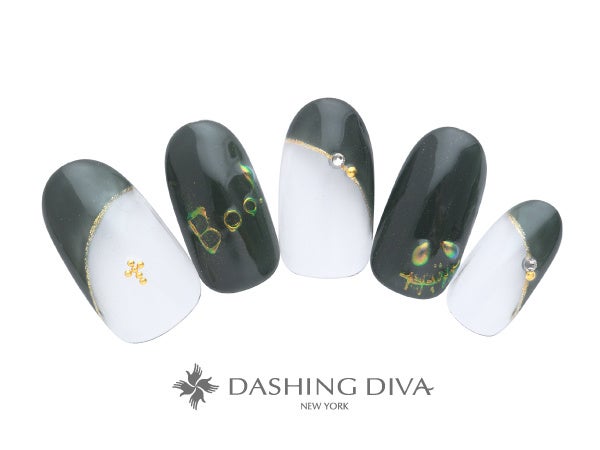 オーロラミラーのぷっくりアートでミステリアスに決めて