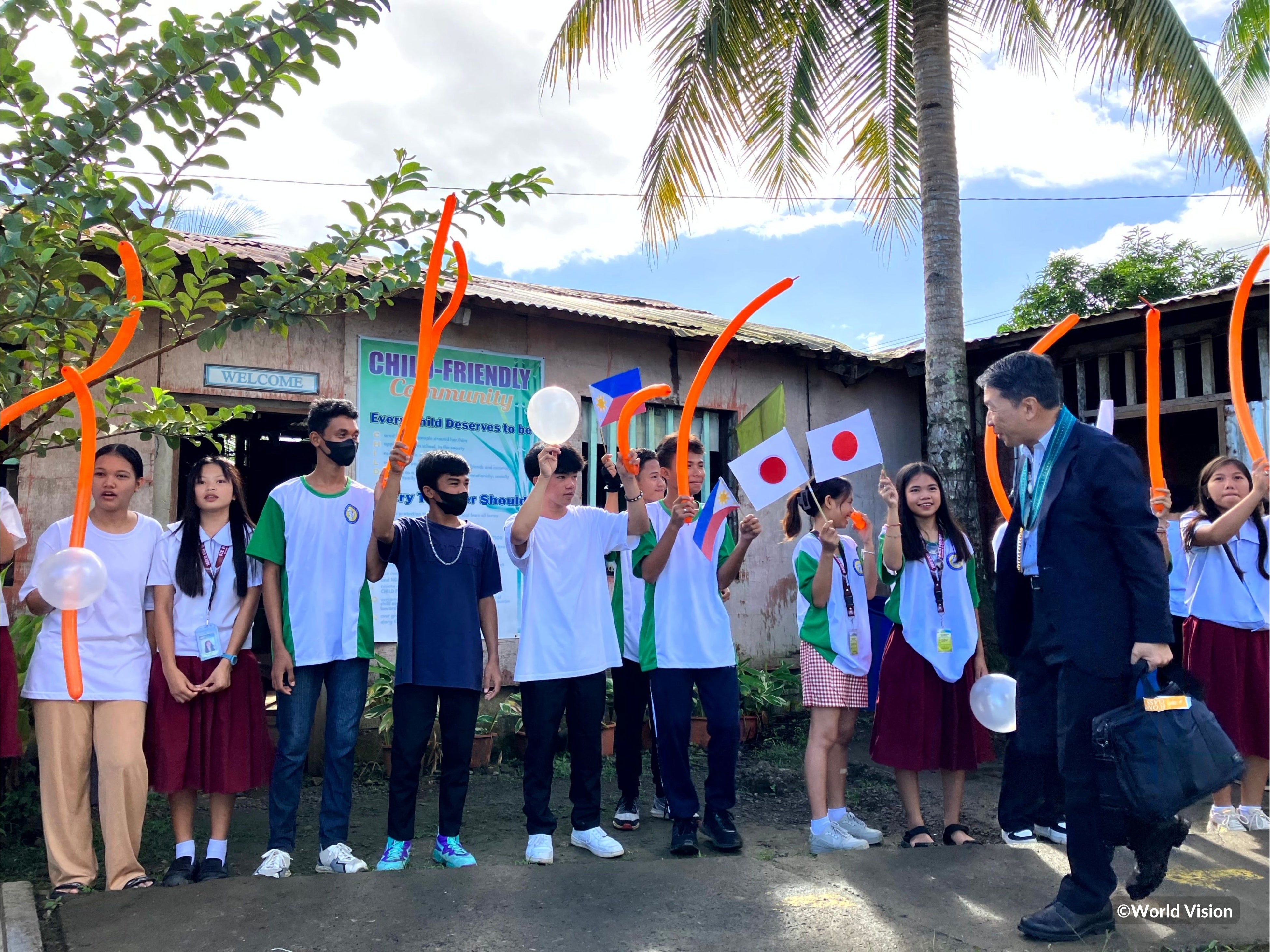 生徒による歓迎の様子