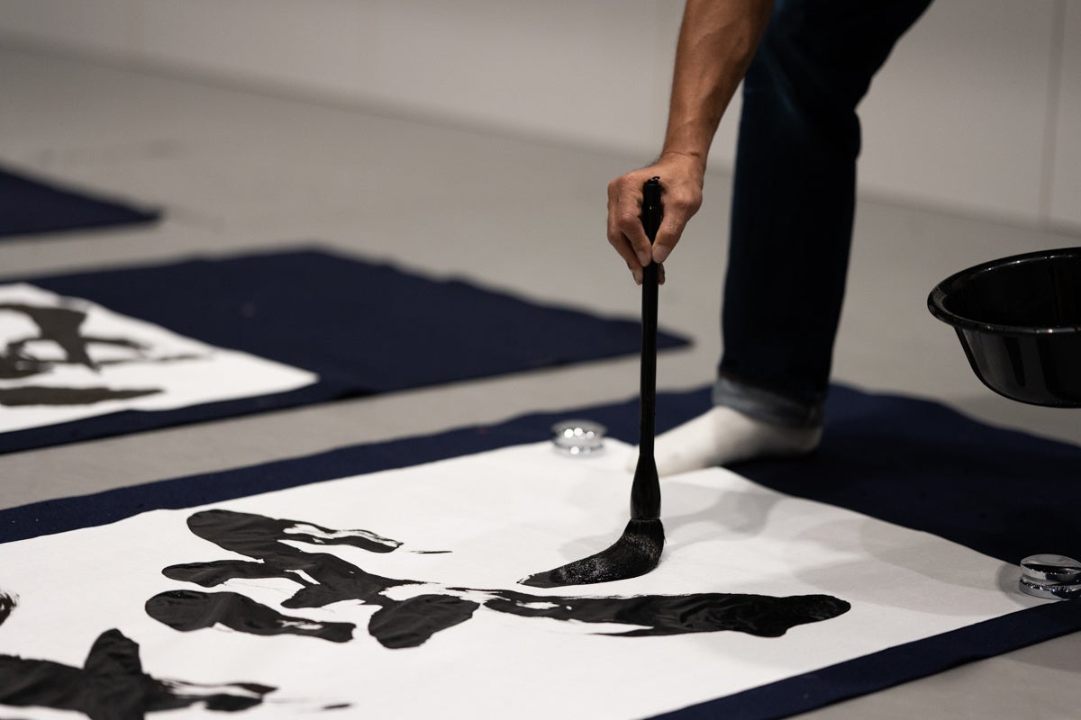 数量限定販売】新庄剛志監督×中山秀征氏書き下ろし 気愛Tシャツ