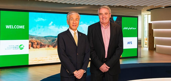 写真:サウジアラビア政府観光局(STA)のChief Commercial Officer であるIain Andrew氏が、本日HIS本社にご来訪され、 今後の協力体制について協議をおこないました。