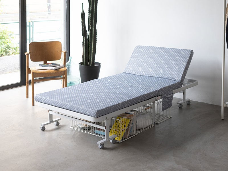 空間を有効活用する折りたたみベッド