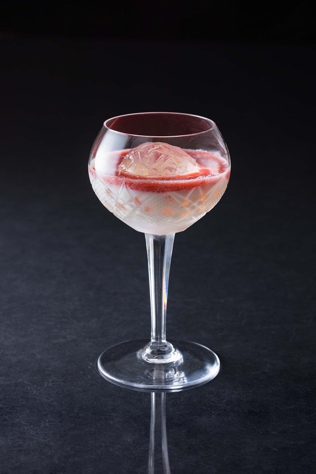 シグネチャーカクテル“パールボール”