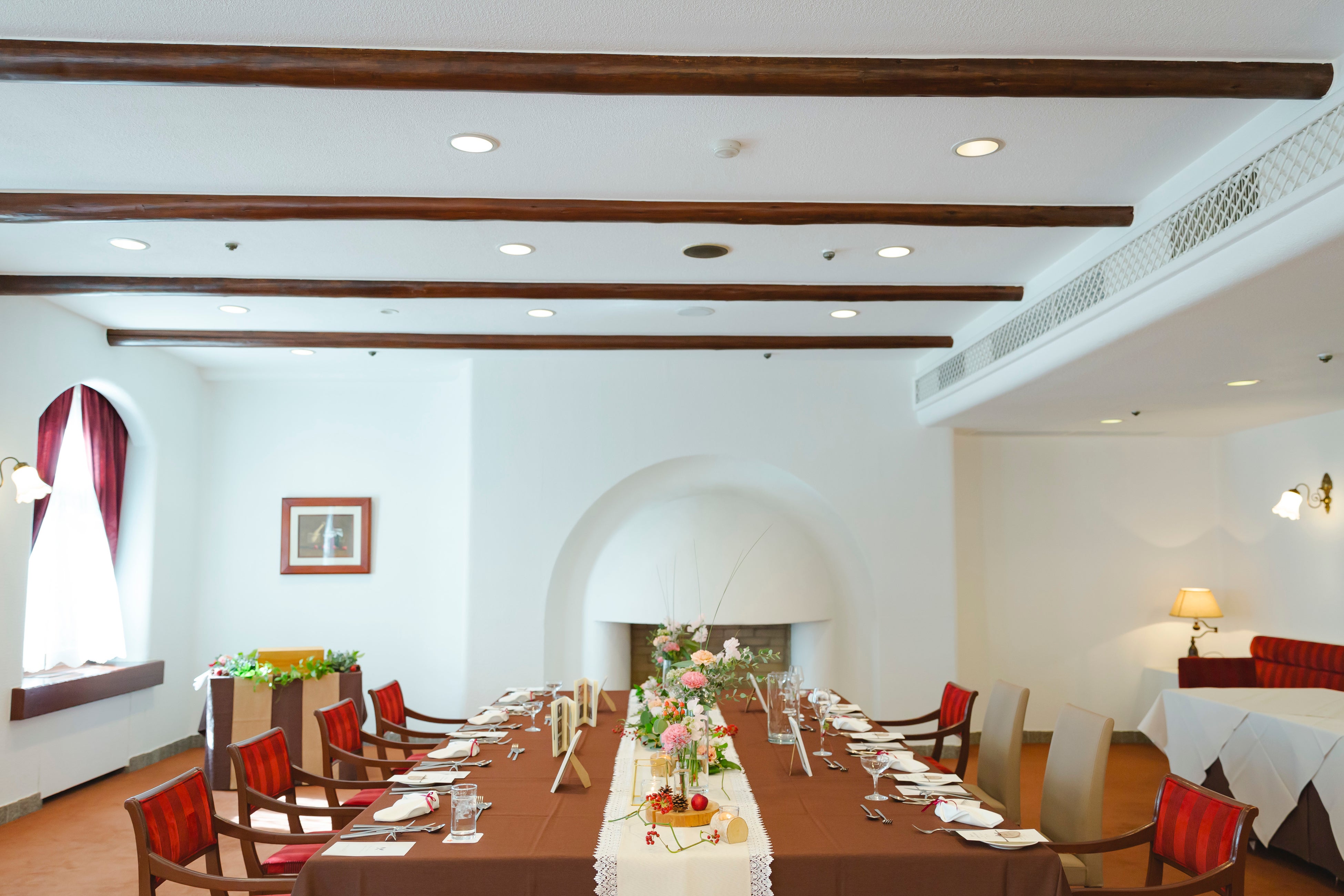 プライベート空間を感じるレストラン「からまつ」 