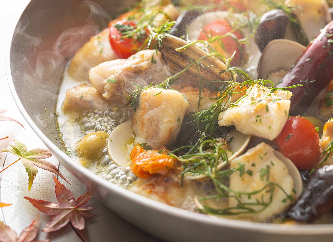 「宮城県産 白身魚と有機生きくらげのアクアパッツァ」イメージ