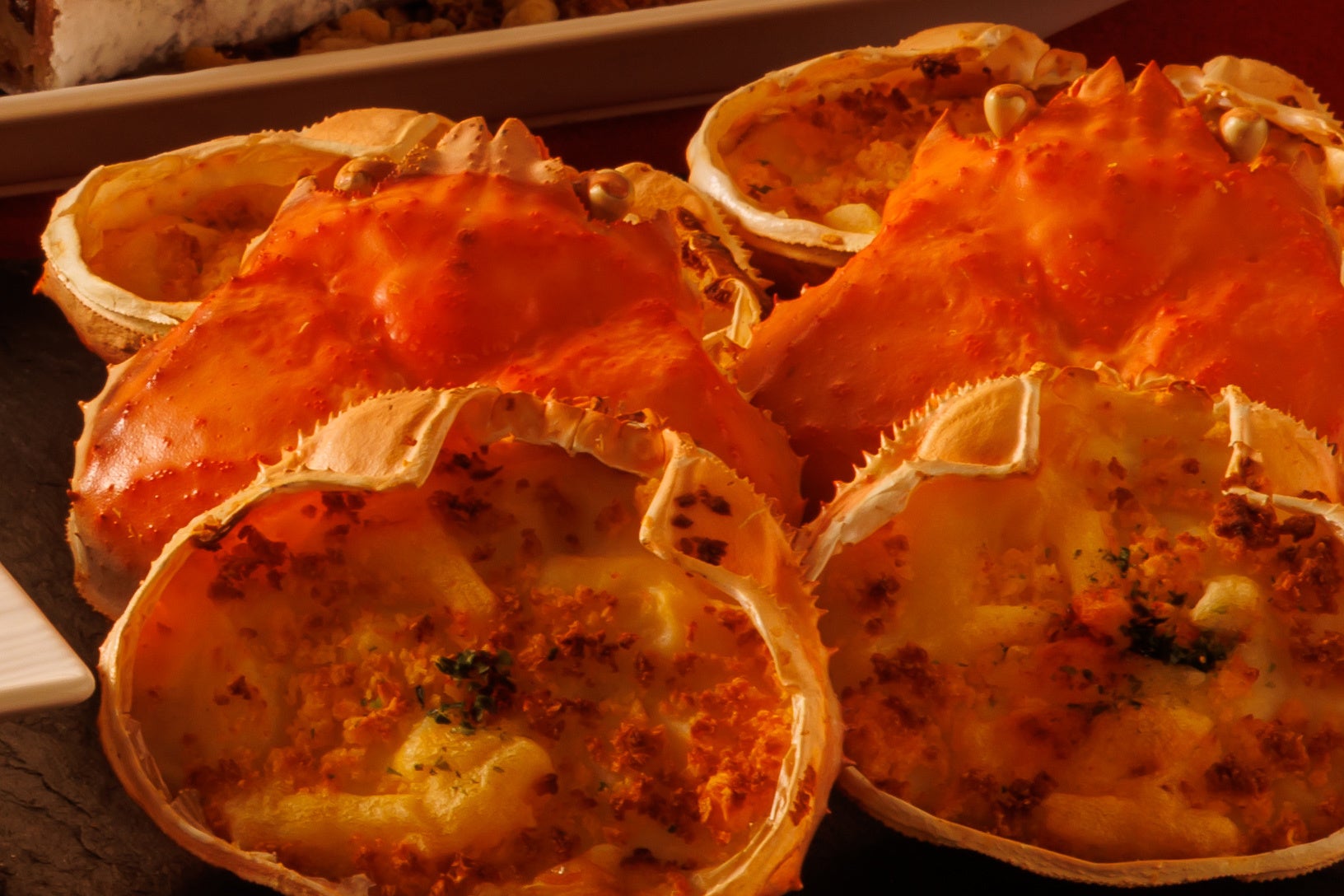 蟹の甲羅グラタン