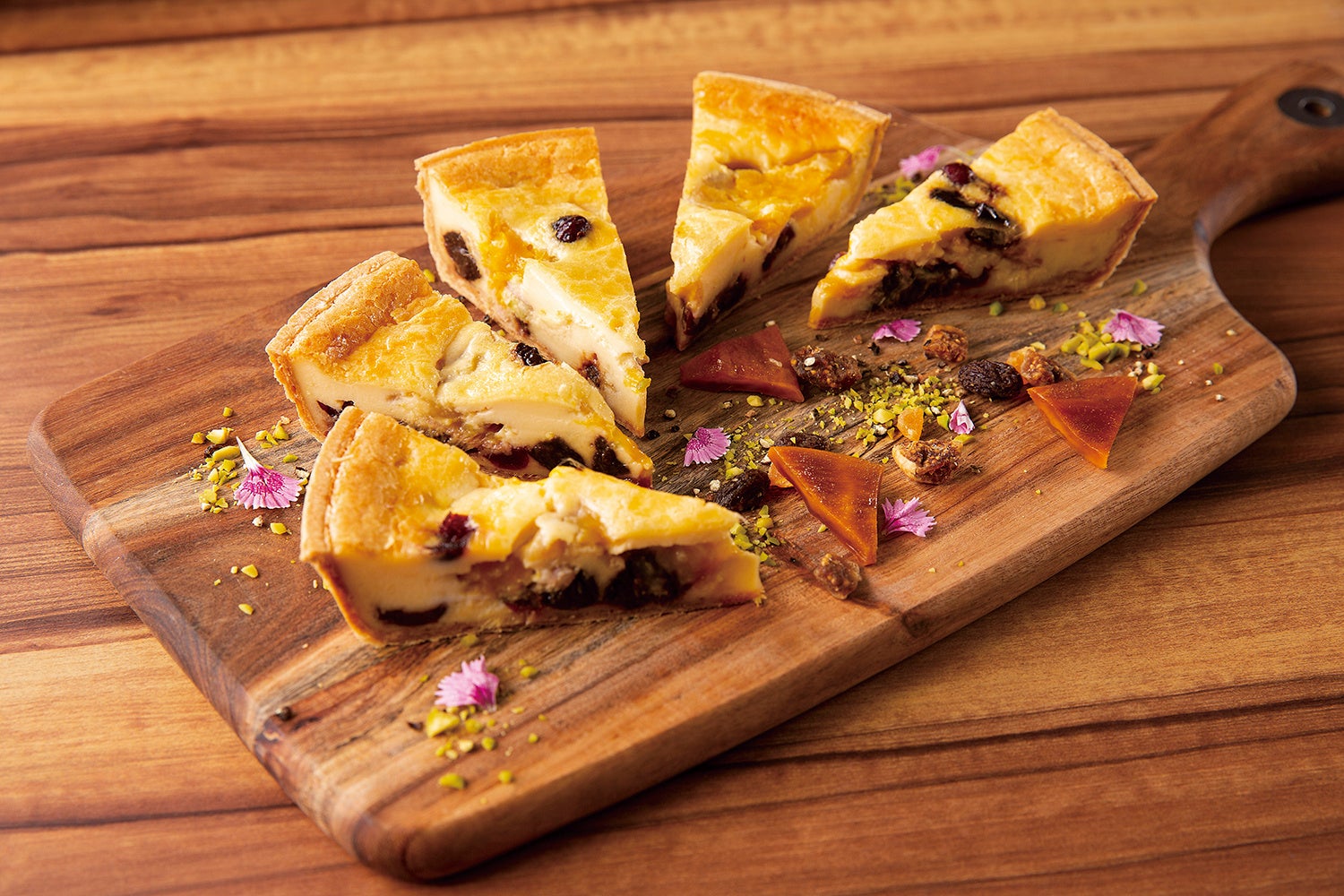 生ハムとドライフルーツ入りのクラフティ