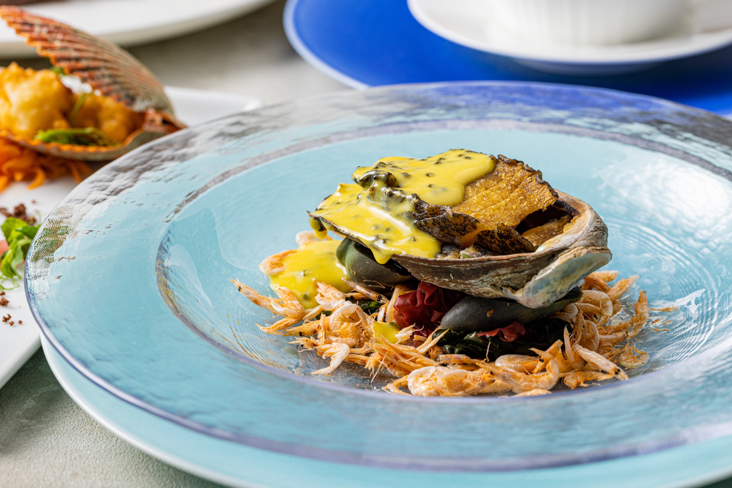 お魚料理イメージ　あわびのグリエ