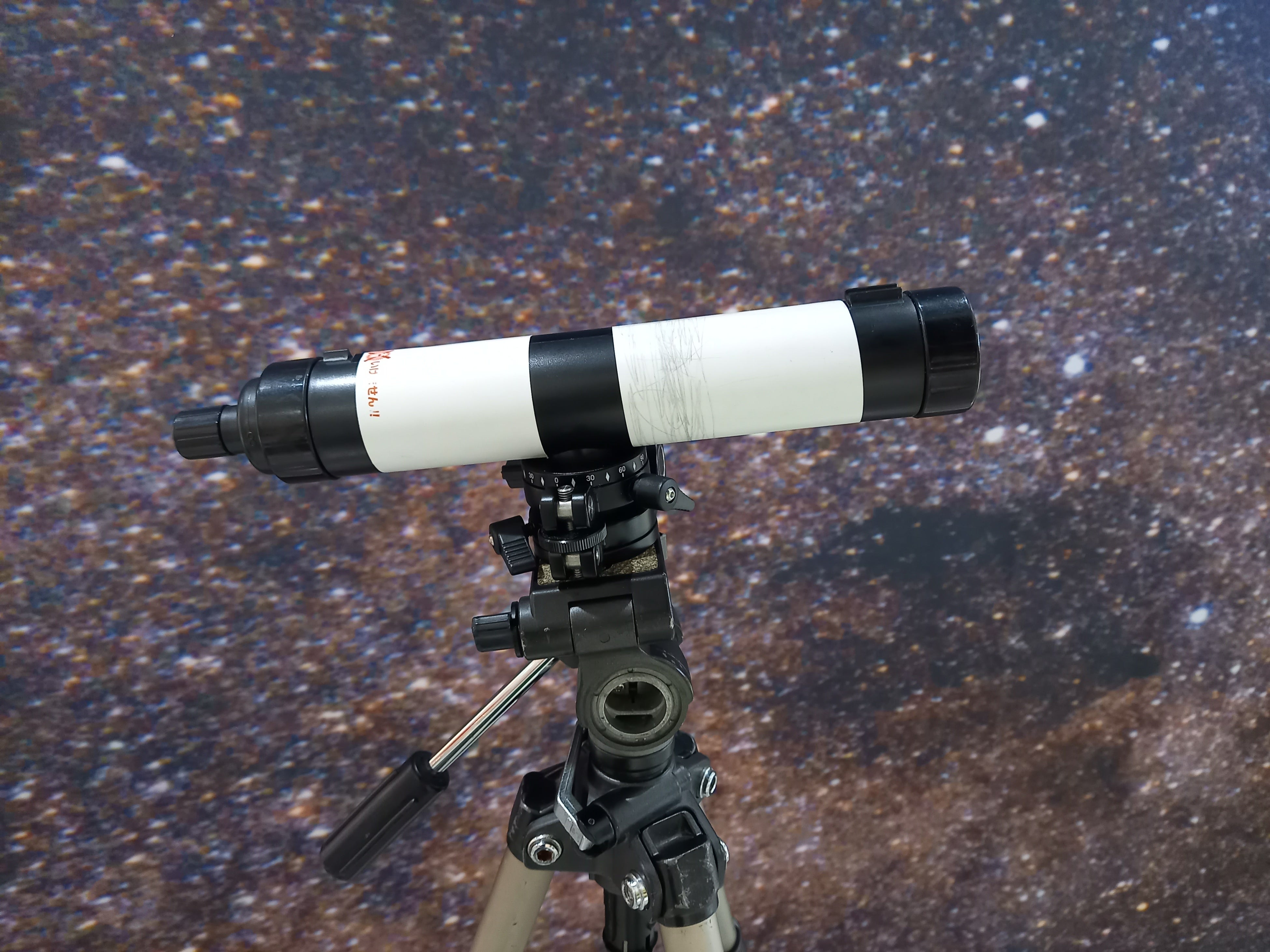 ※三脚は付きません