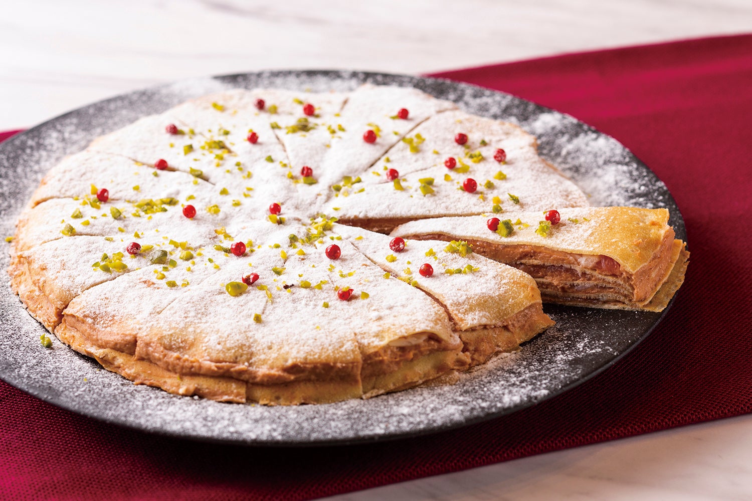 マロンクリームと生ハムのミルクレープ